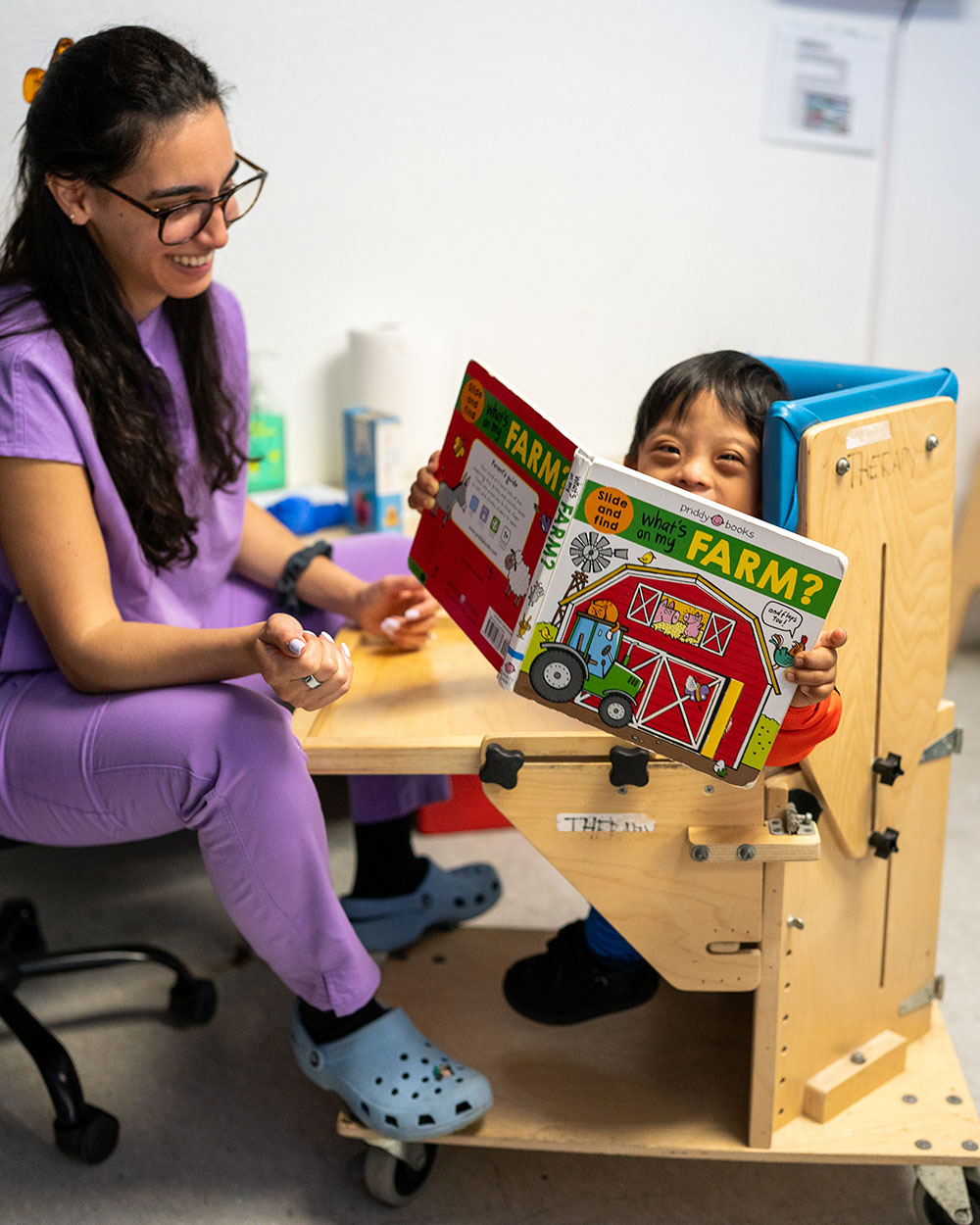 Speech therapy reading session Speech therapy reading session